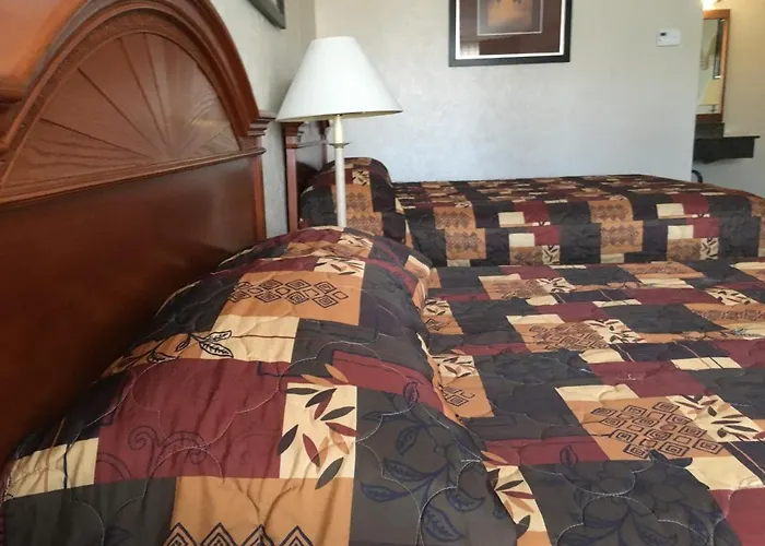 Landmark Motor Inn